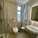 Drei Schwanen Hotel 3*