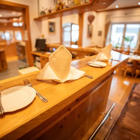 Drei Schwanen 3* Langenwetzendorf